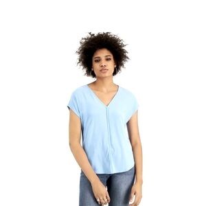 NWT Bar III Plus Size Seamed V-Neck Top in Vista Blue